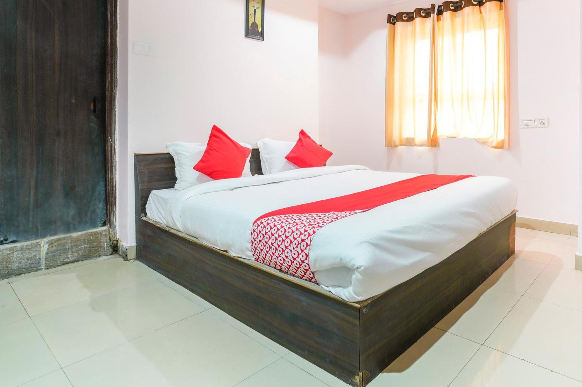 Spot On Sunshine Inn Hyderabad Esterno foto