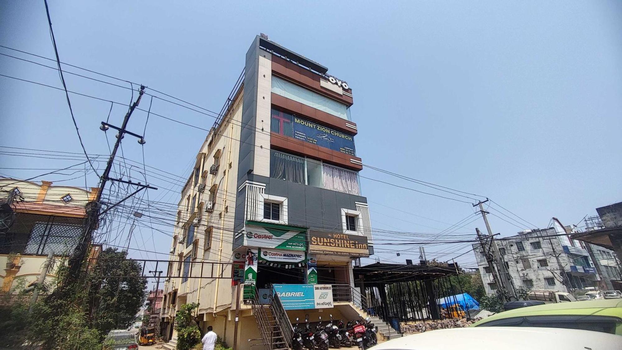 Spot On Sunshine Inn Hyderabad Esterno foto