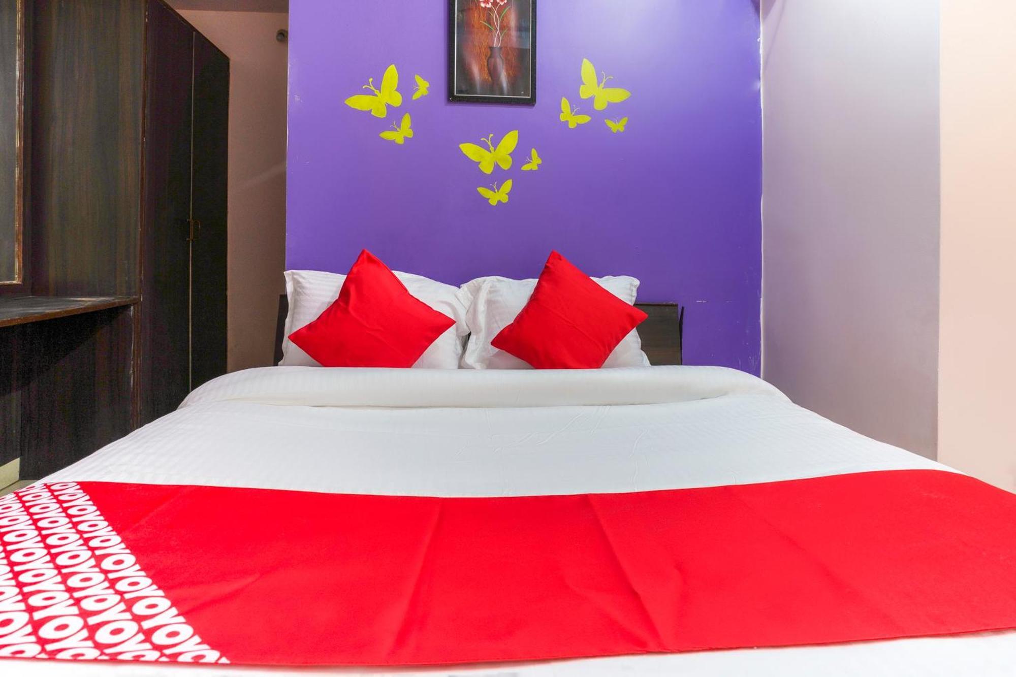 Spot On Sunshine Inn Hyderabad Esterno foto