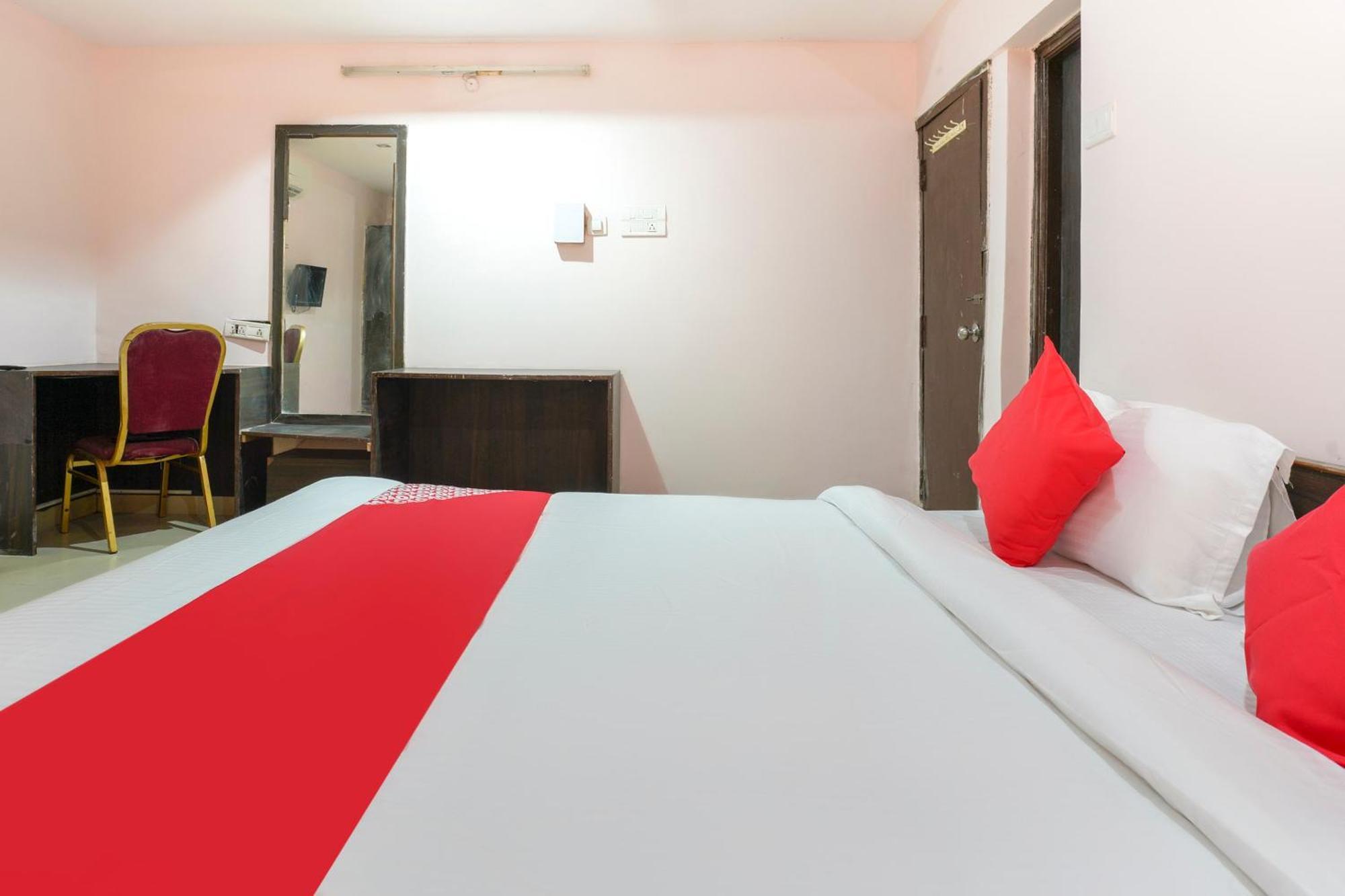 Spot On Sunshine Inn Hyderabad Esterno foto